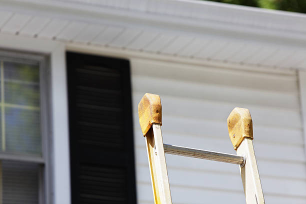 Siding Removal and Disposal in Groveland, ID